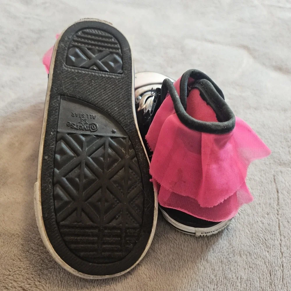 Converse All Stars Hi-Tops Pink Ribbon Ruffle Design Black Infant Size 9